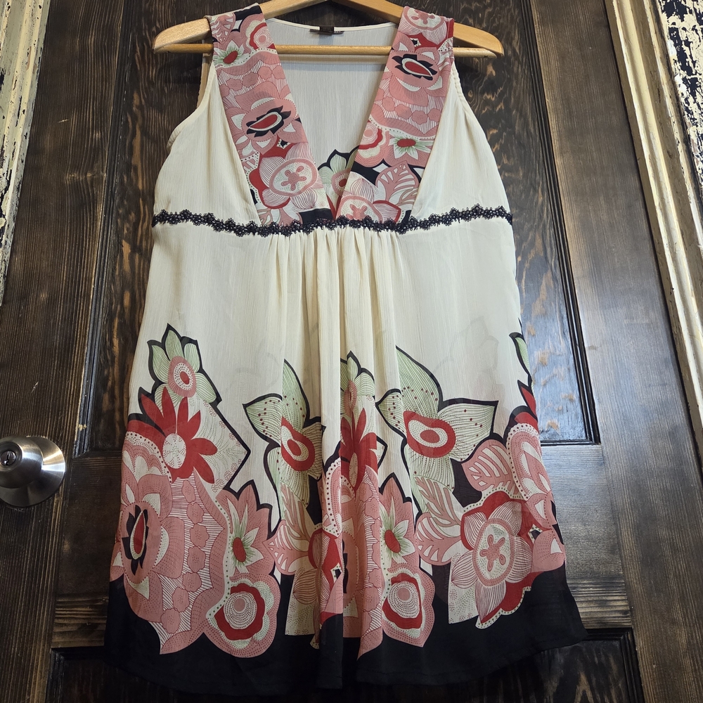 Coco & Chase Vintage Inspired Cream V-Neck Mini Dress w/Pink Floral Trim Sz L